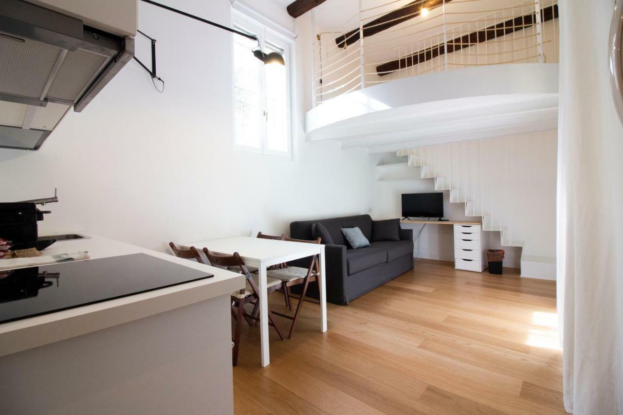 Sant'Andrea Cozy Apartment Milão Exterior foto